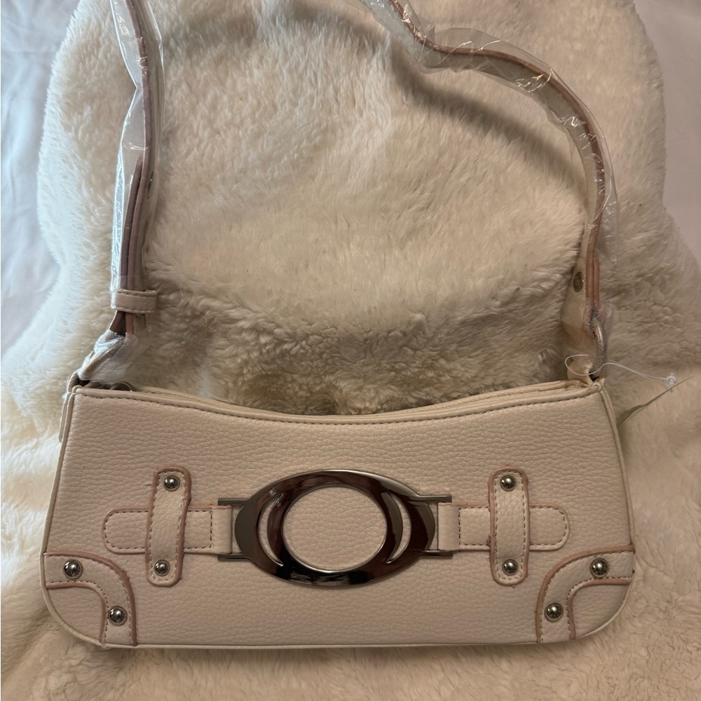 Cream Shoulder Bag with pink lining with Silver Accent - Picture 1 of 6